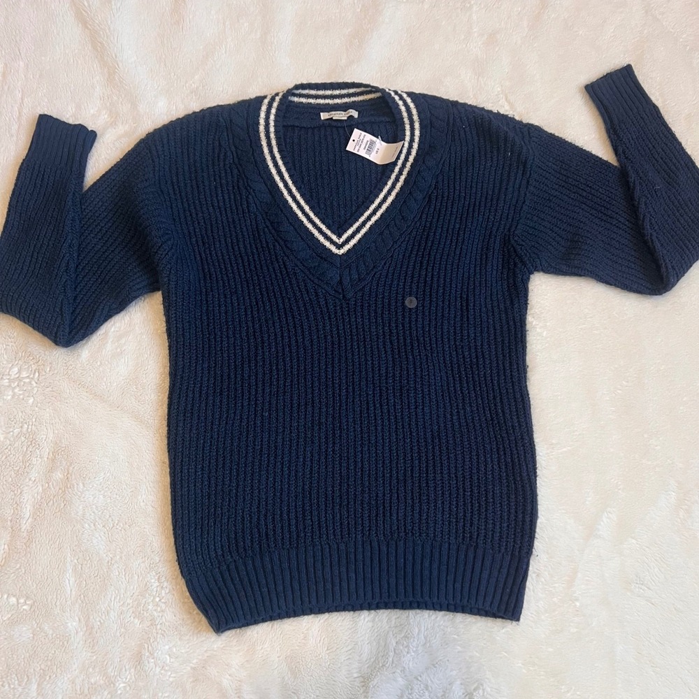 American Eagle Outfitters Womens Navy Cable Knit V Neck Sweater Size Small NWT